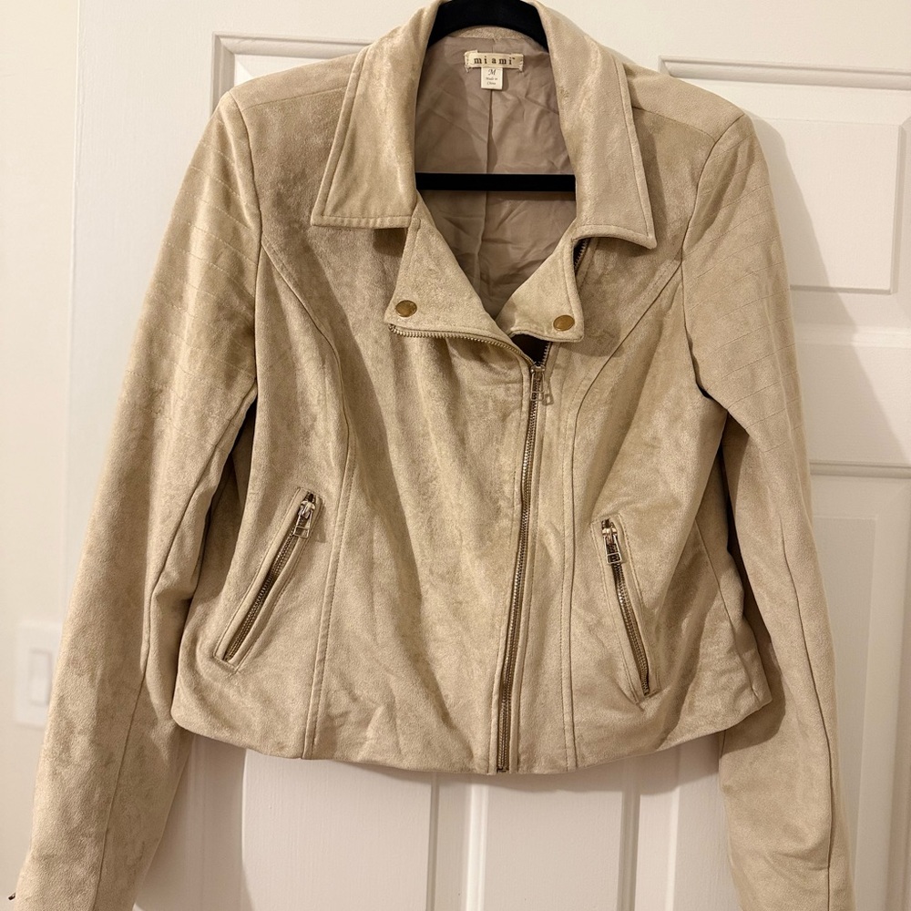 Elegant Beige velvet Jacket